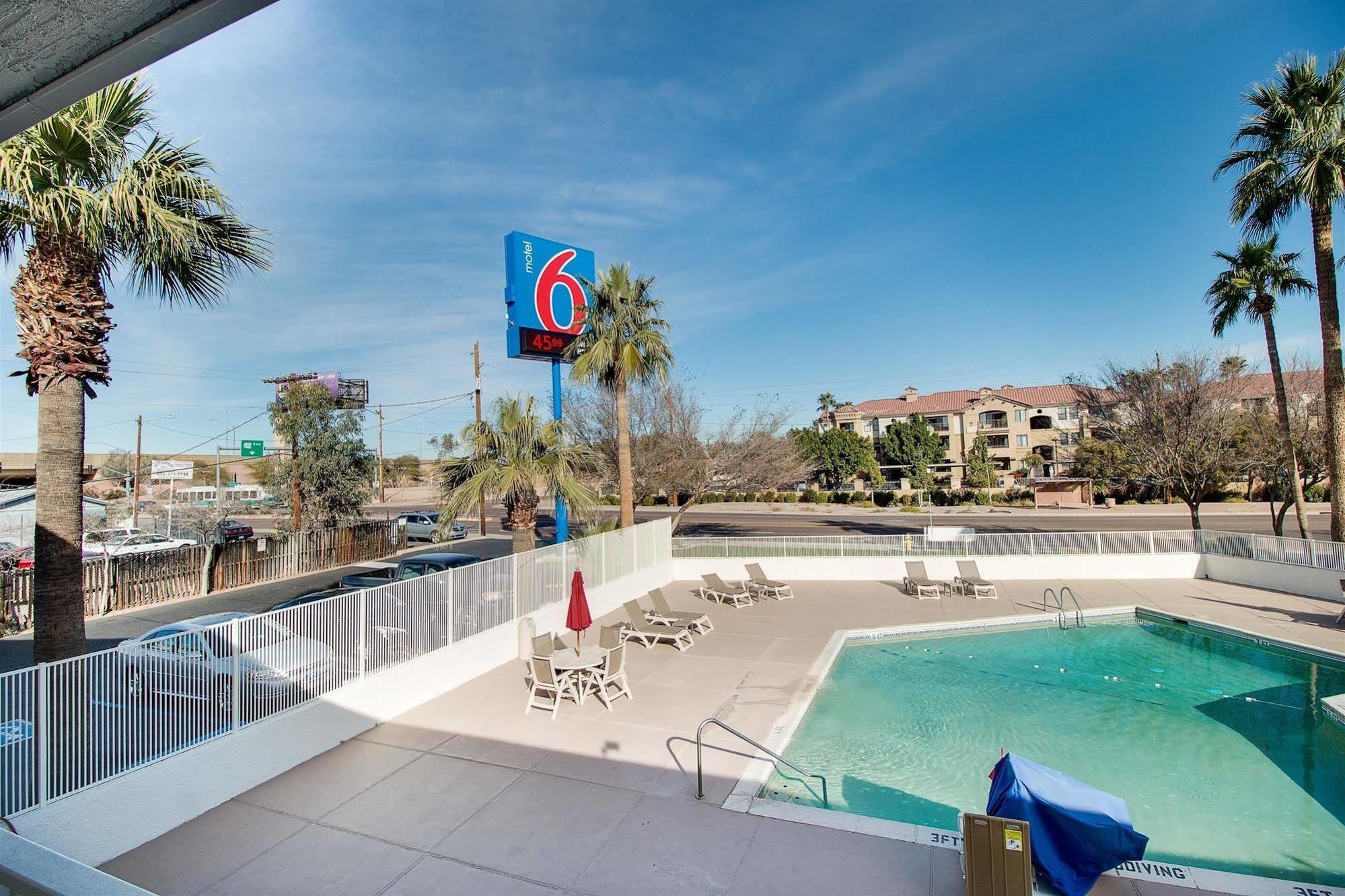 Motel 6-Phoenix, Az - East Exterior foto